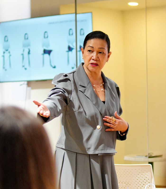 Women speaking public